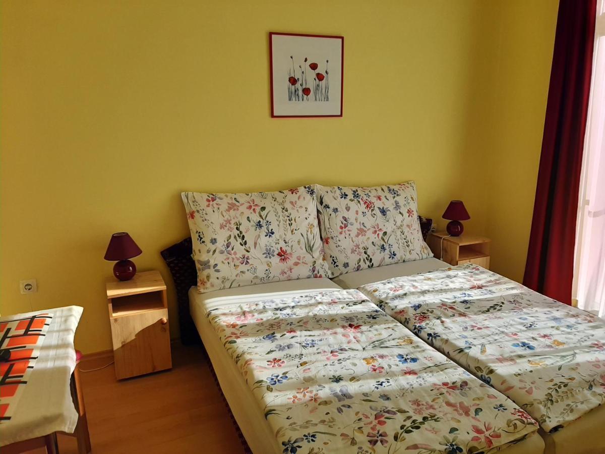 Kondics Apartmanház Sárvár Kültér fotó